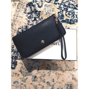 tory burch | robinson zip continental wallet